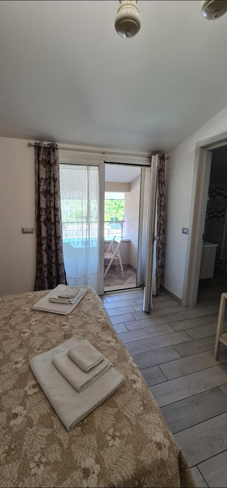 Quarantotto B&B Raffa Екстер'єр фото